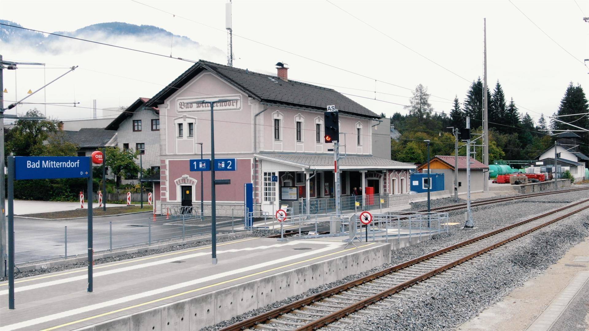 station interior photo