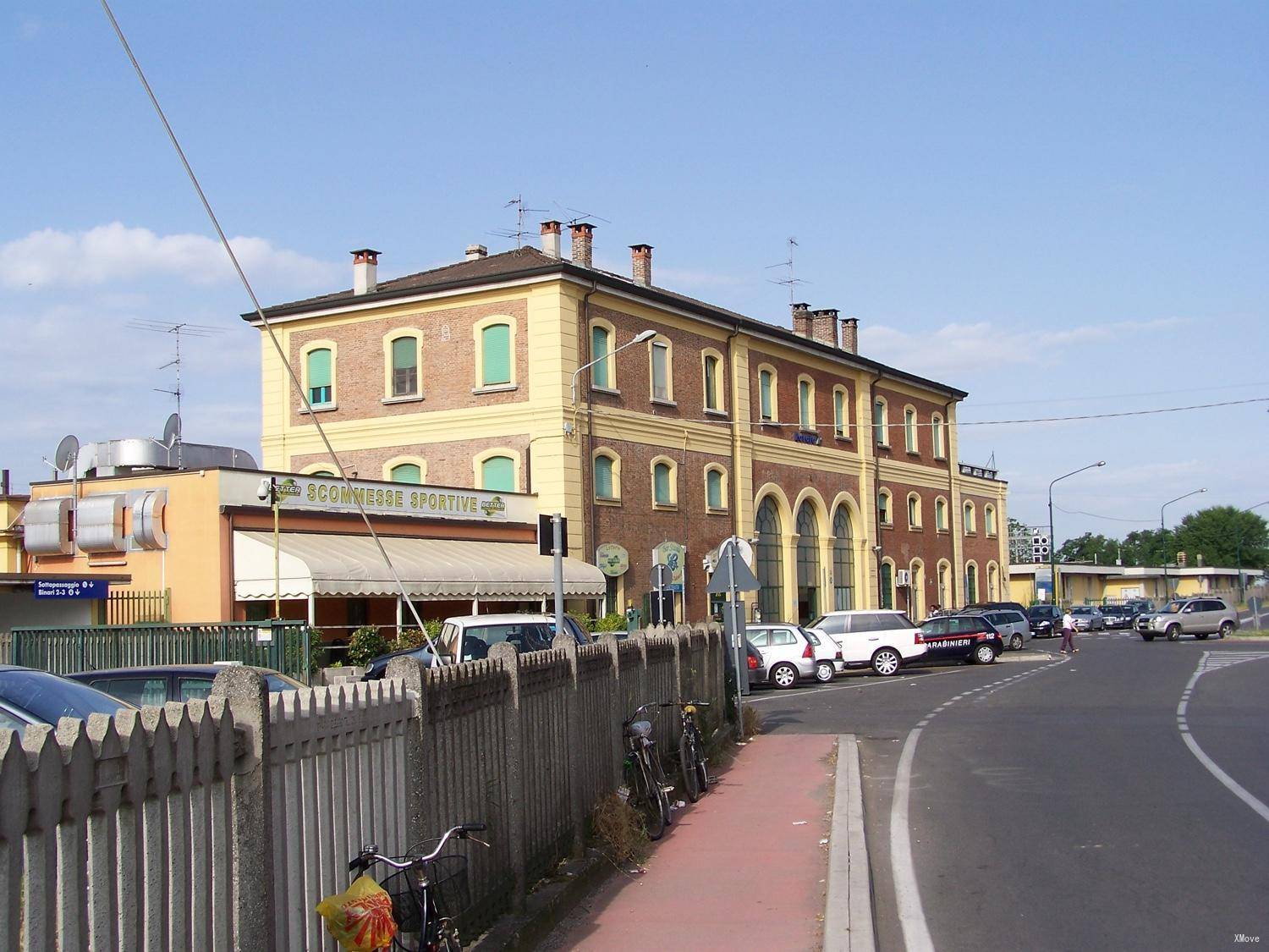 station interior photo