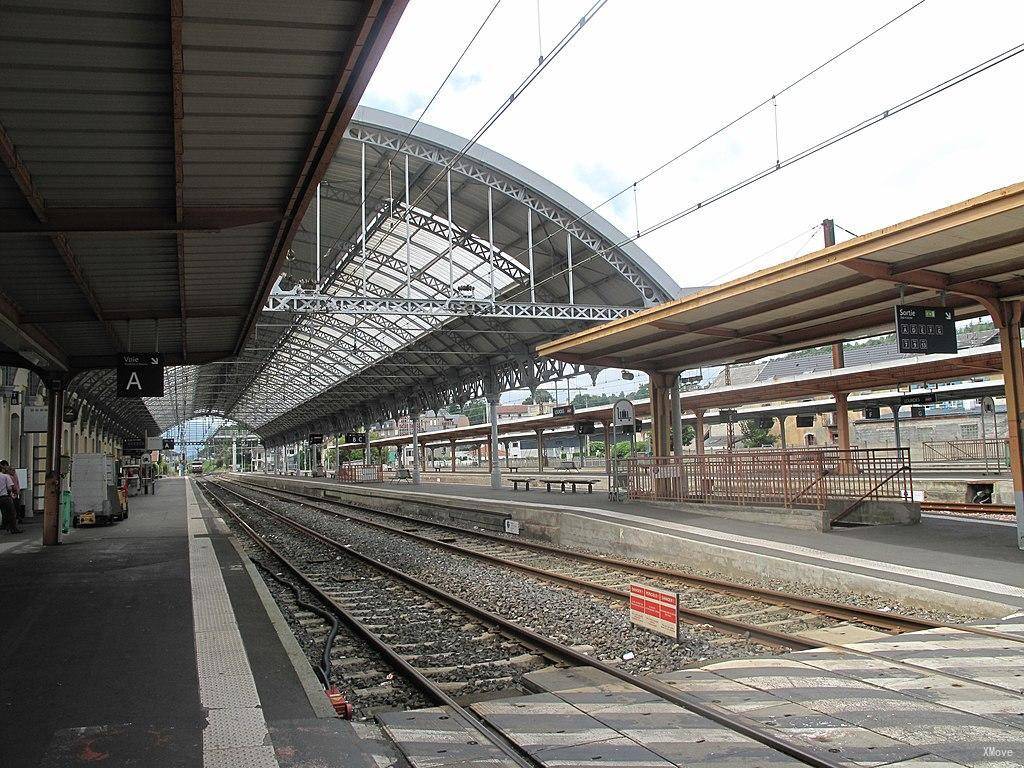 station interior photo