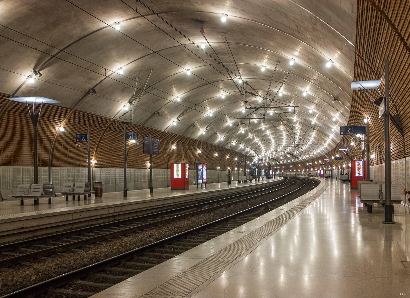 station interior photo