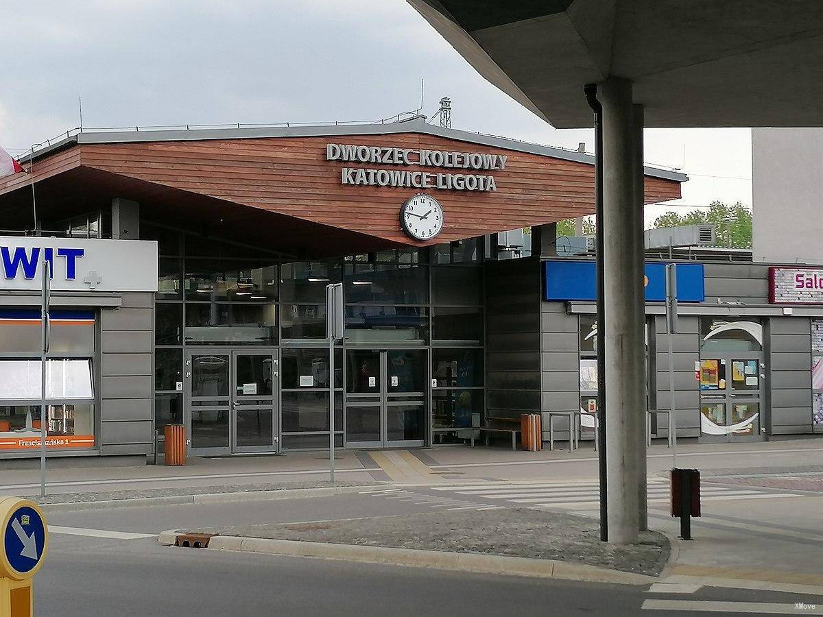 station interior photo
