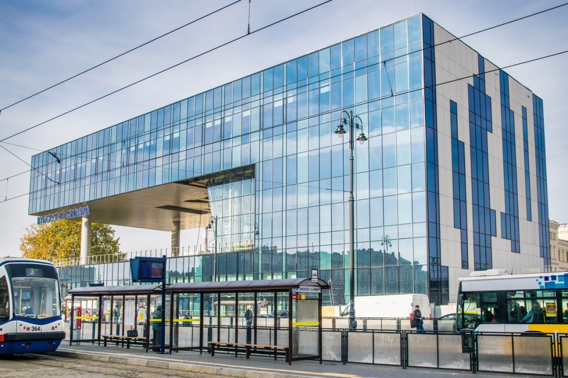 station interior photo