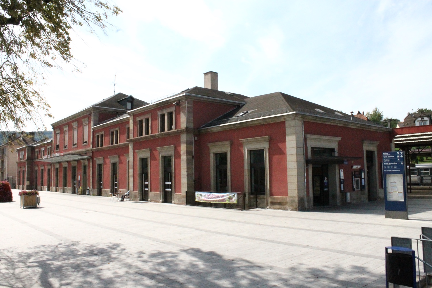 station interior photo