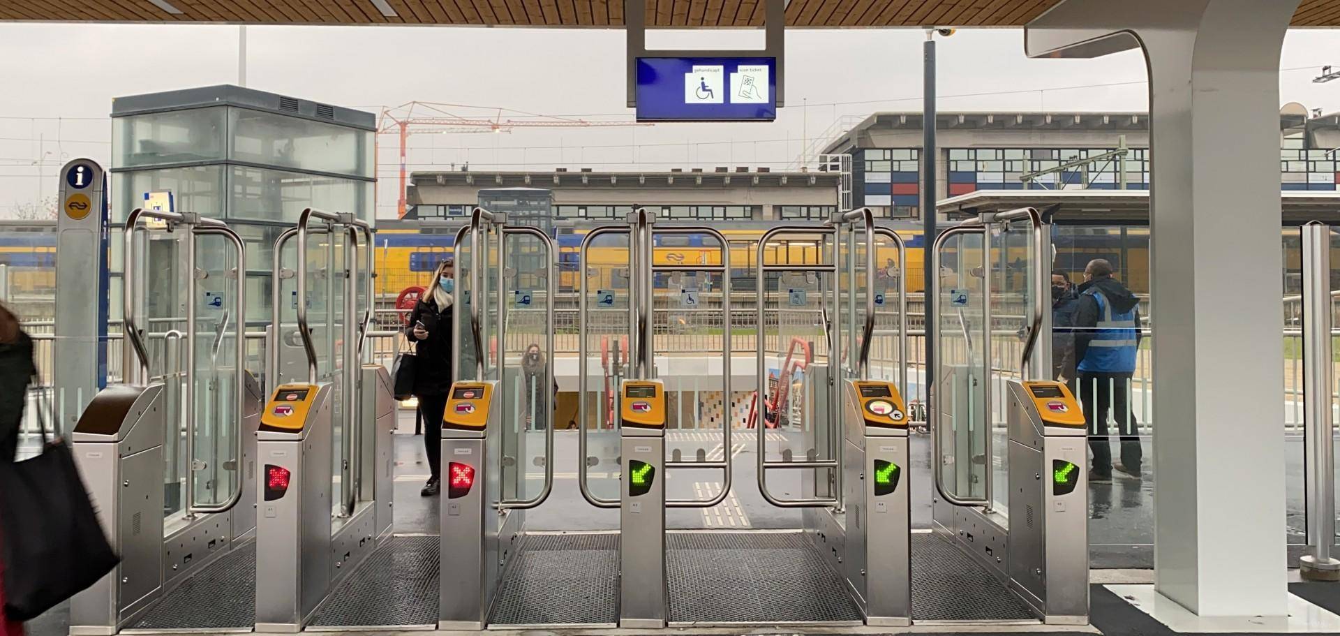 station interior photo