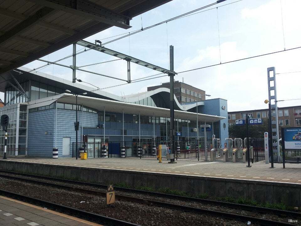 station interior photo