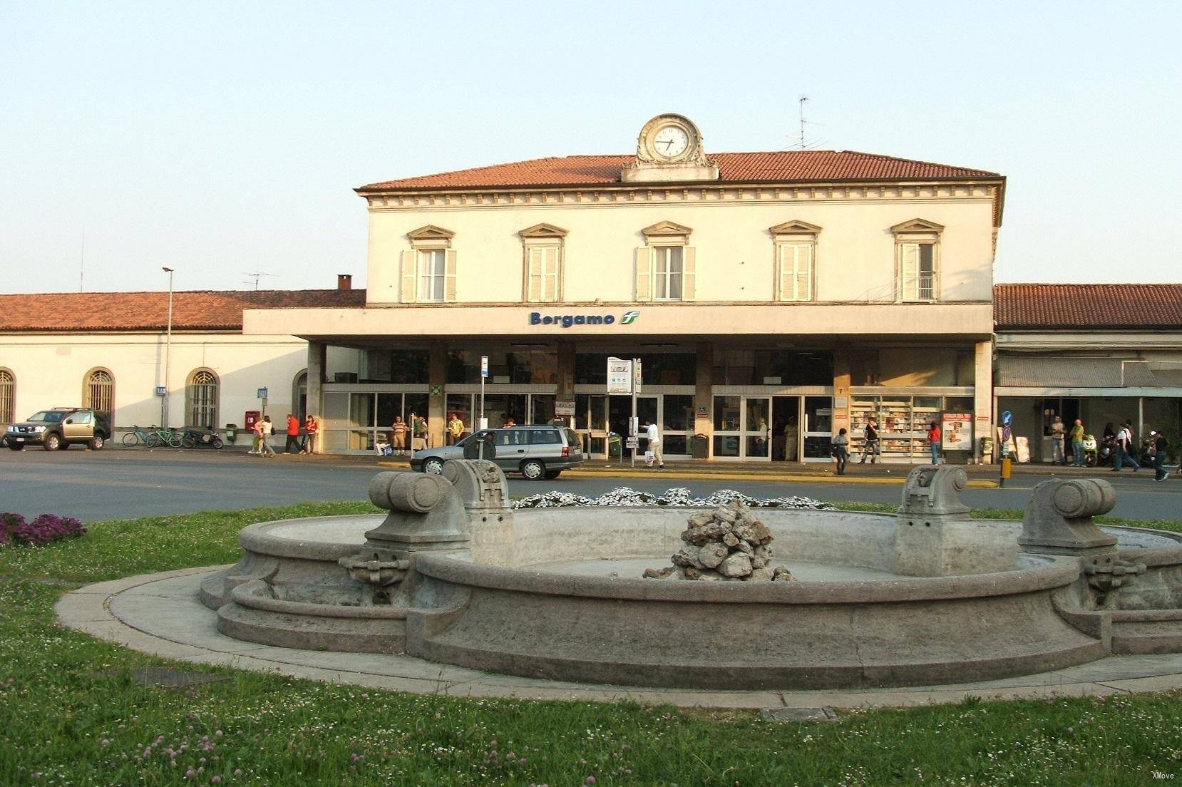 station interior photo