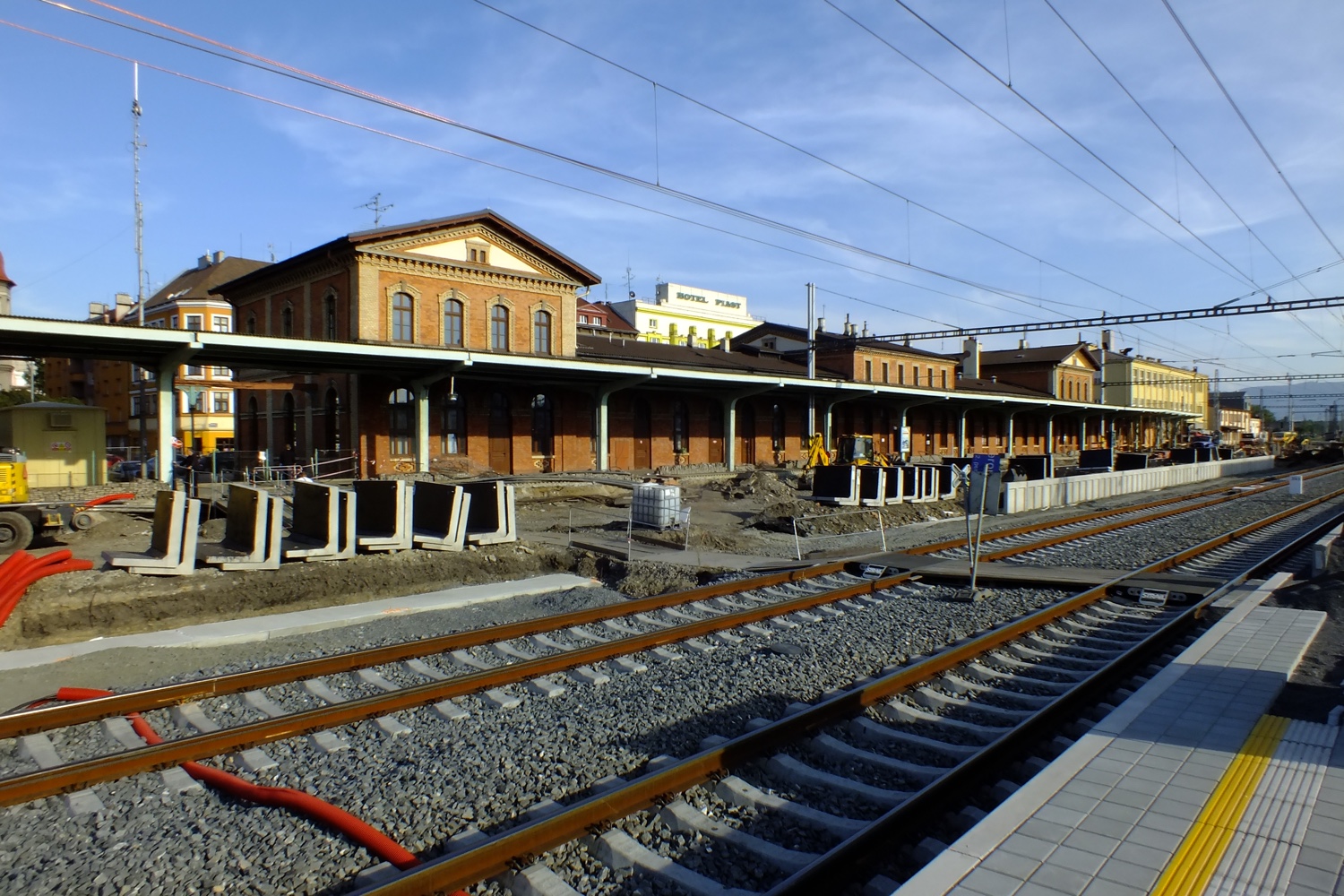 station interior photo
