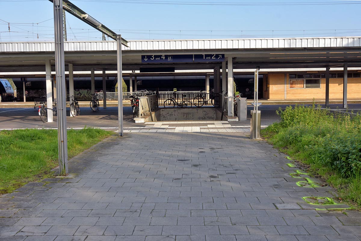 station interior photo