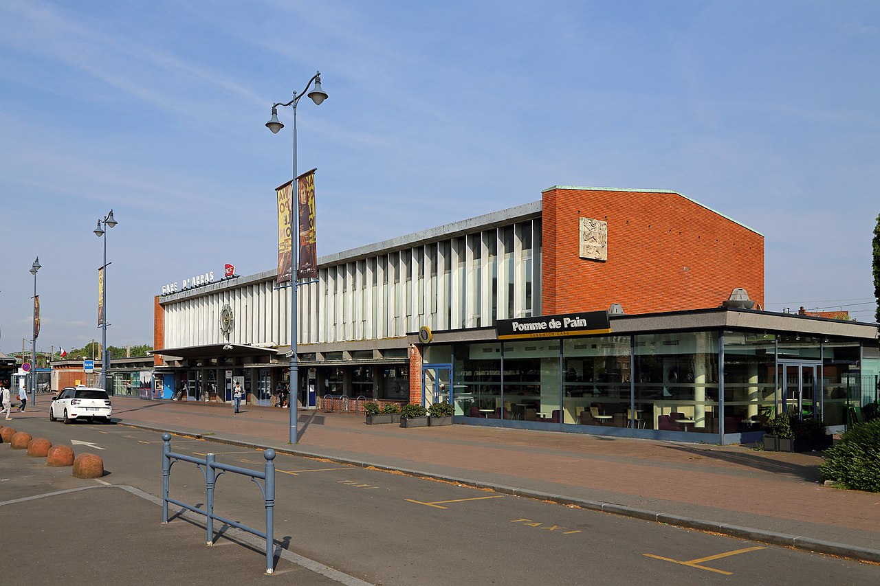 station interior photo