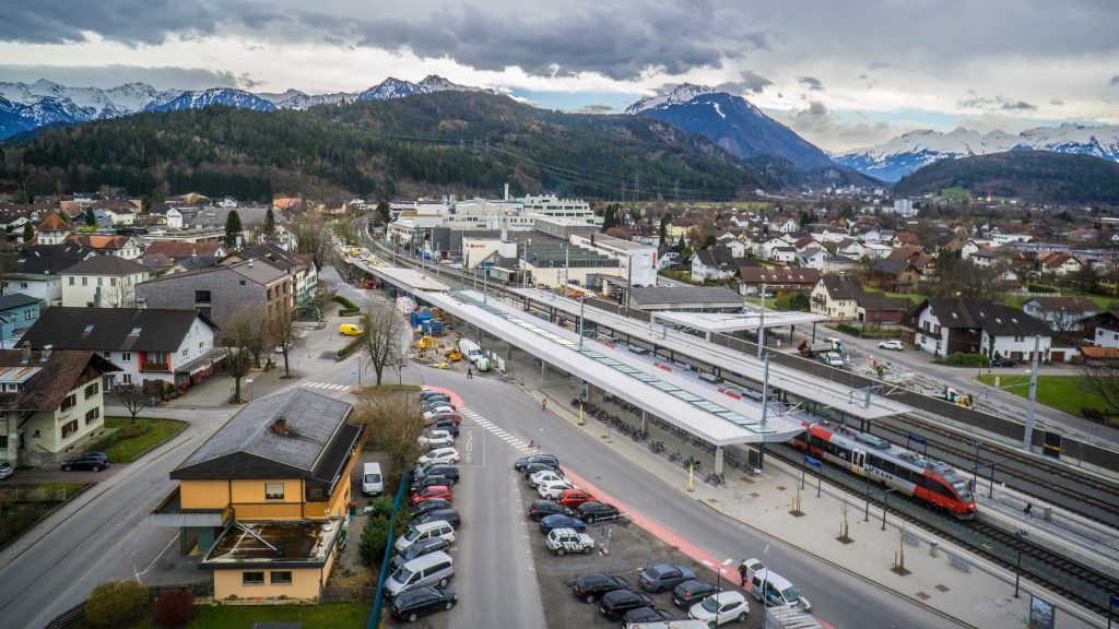 station interior photo