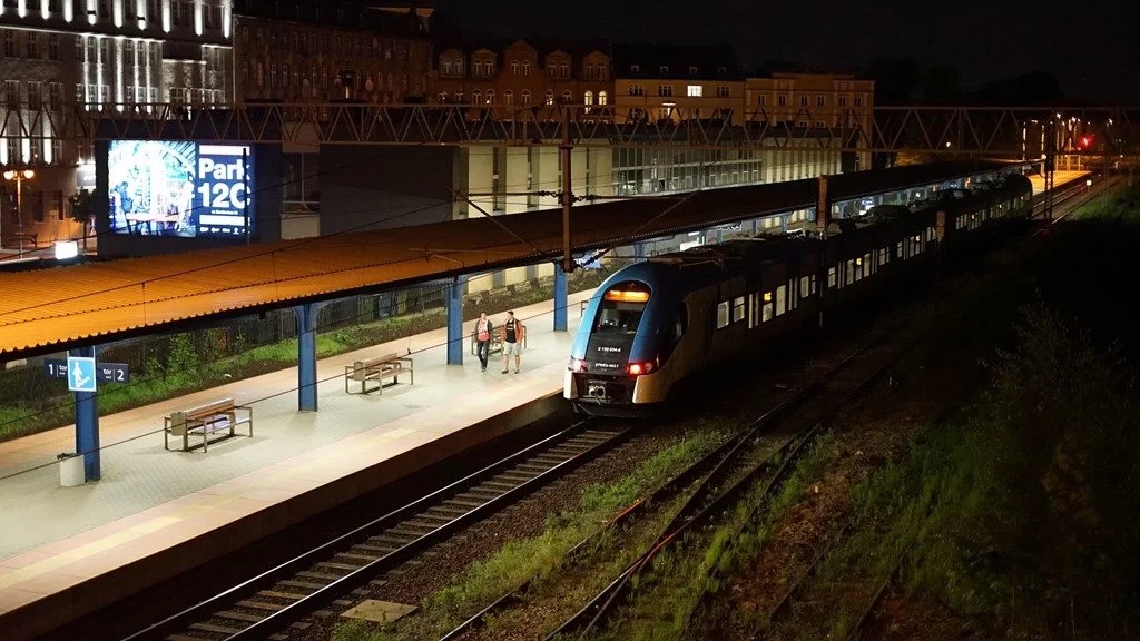 station interior photo