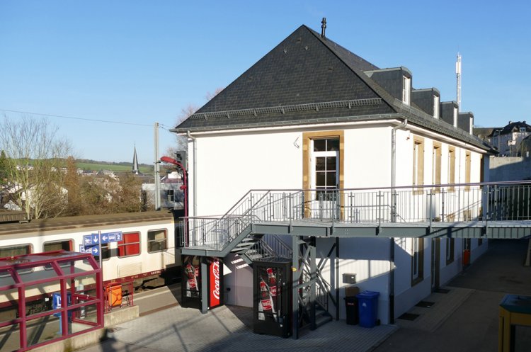 station interior photo