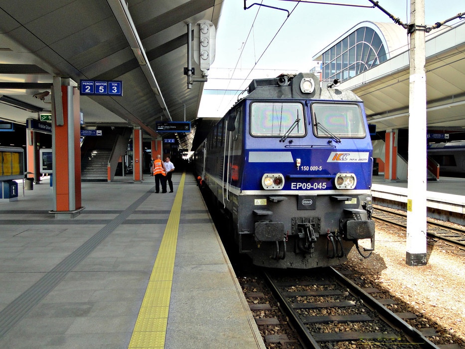 station interior photo