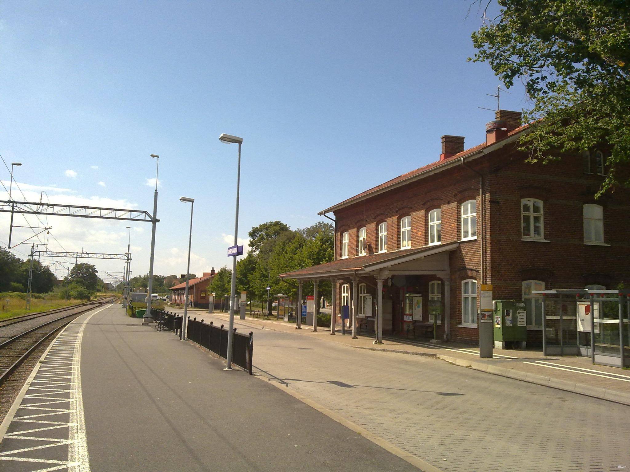 station interior photo