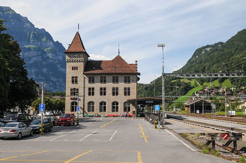 station interior photo