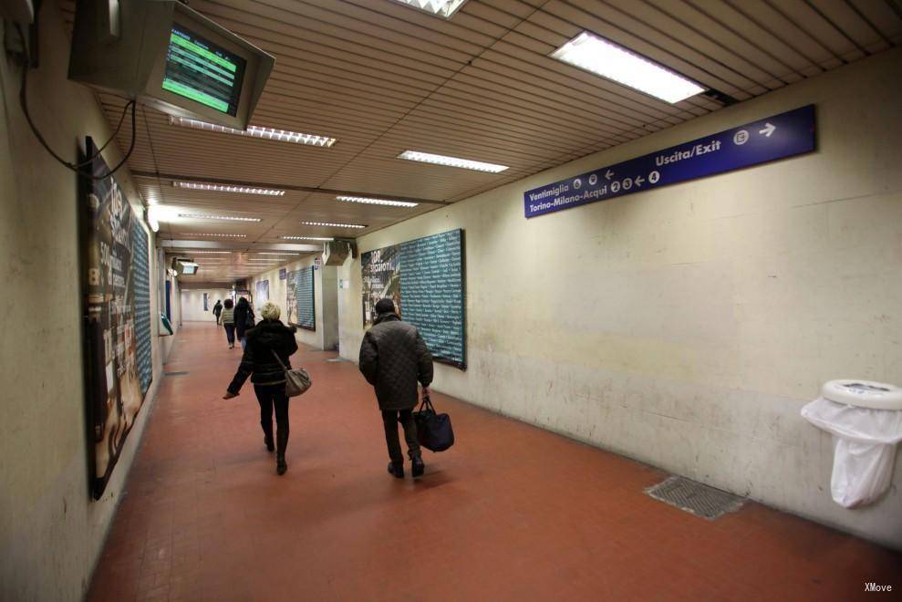 station interior photo