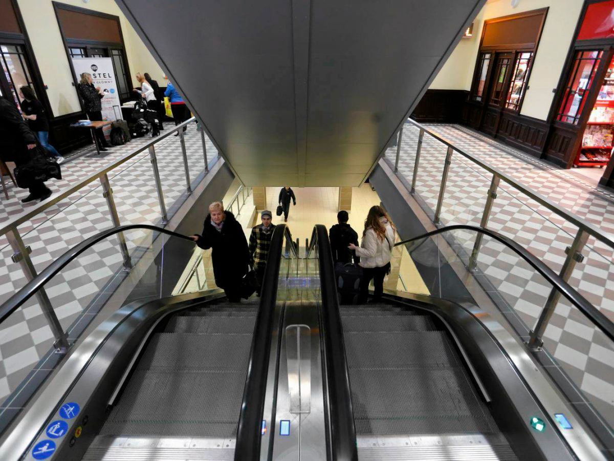 station interior photo