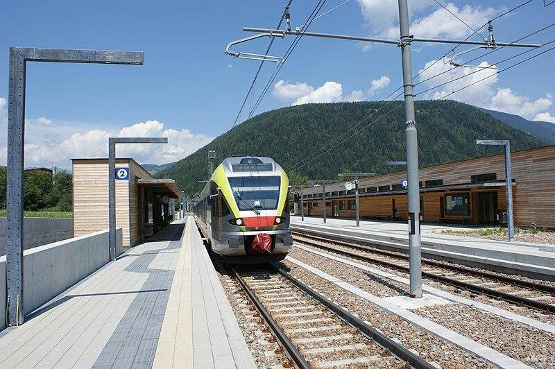 station interior photo