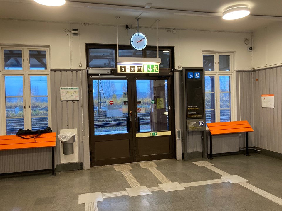 station interior photo