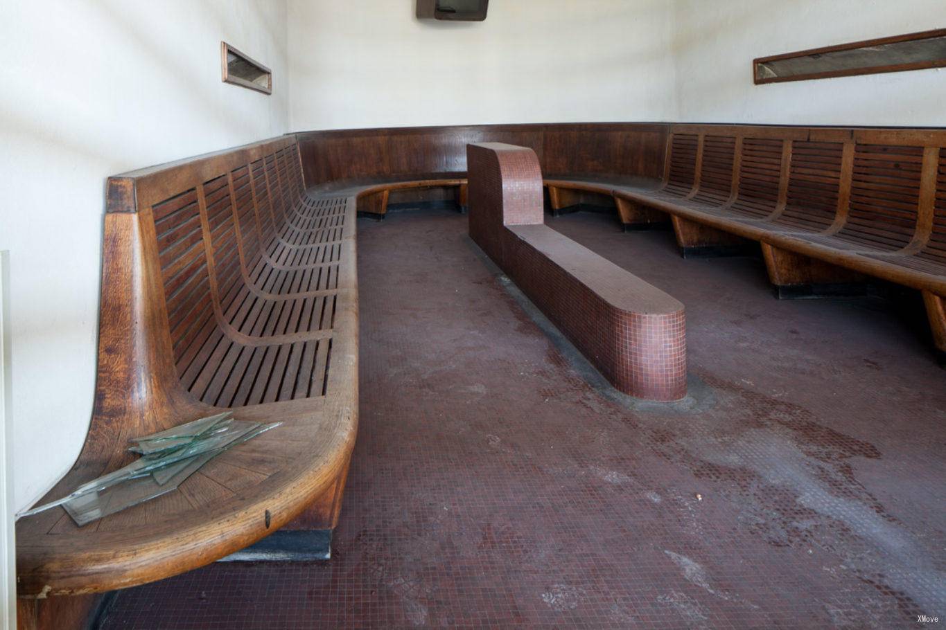 station interior photo