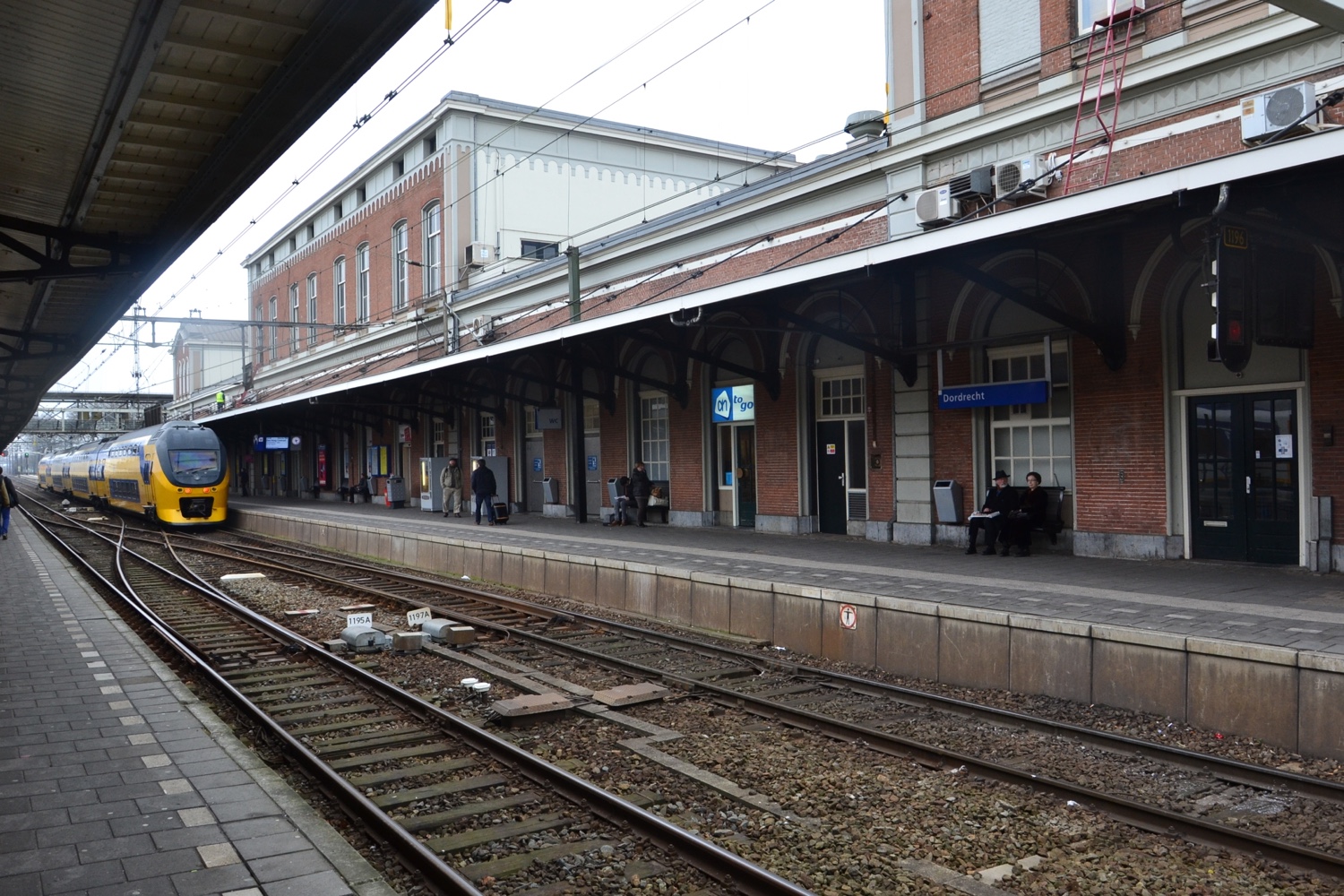 station interior photo