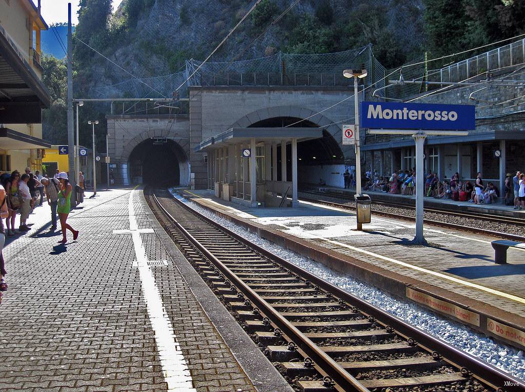 station interior photo