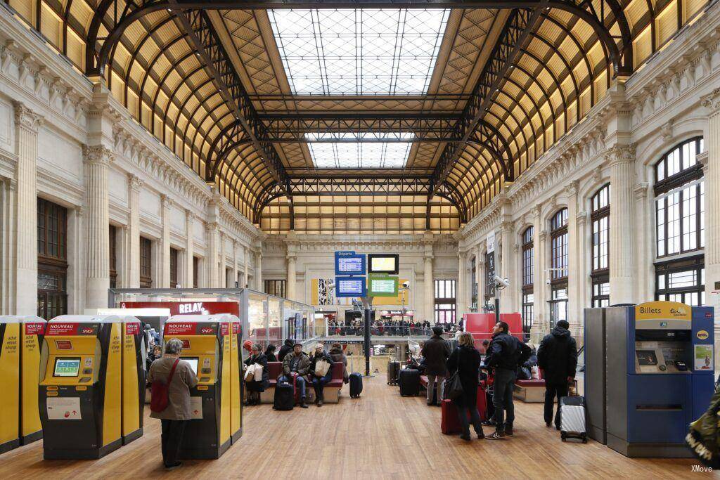 station interior photo