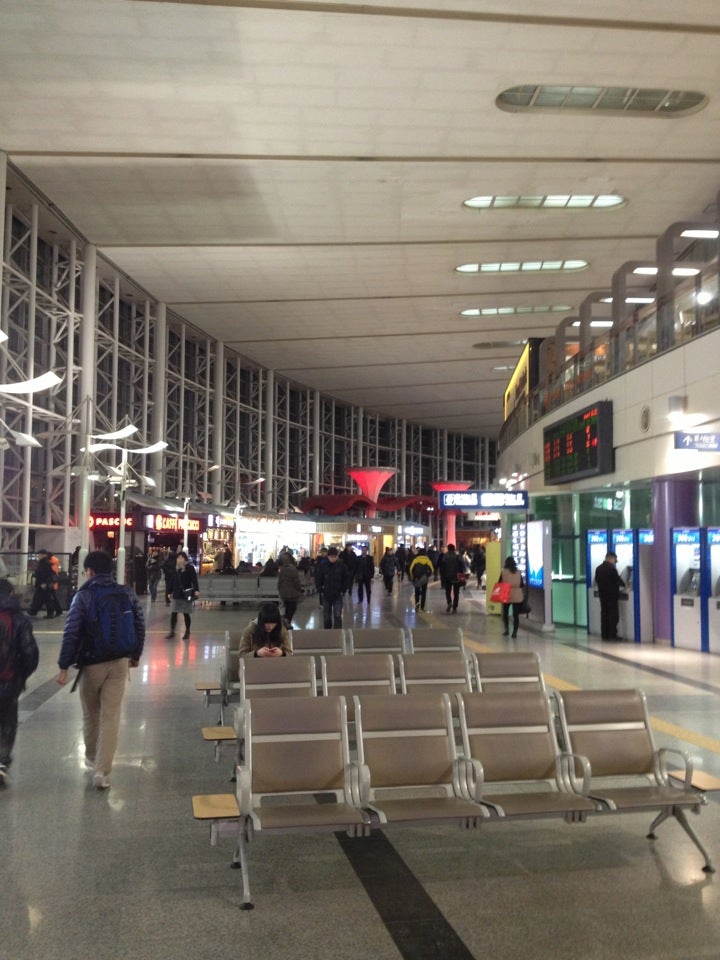 station interior photo