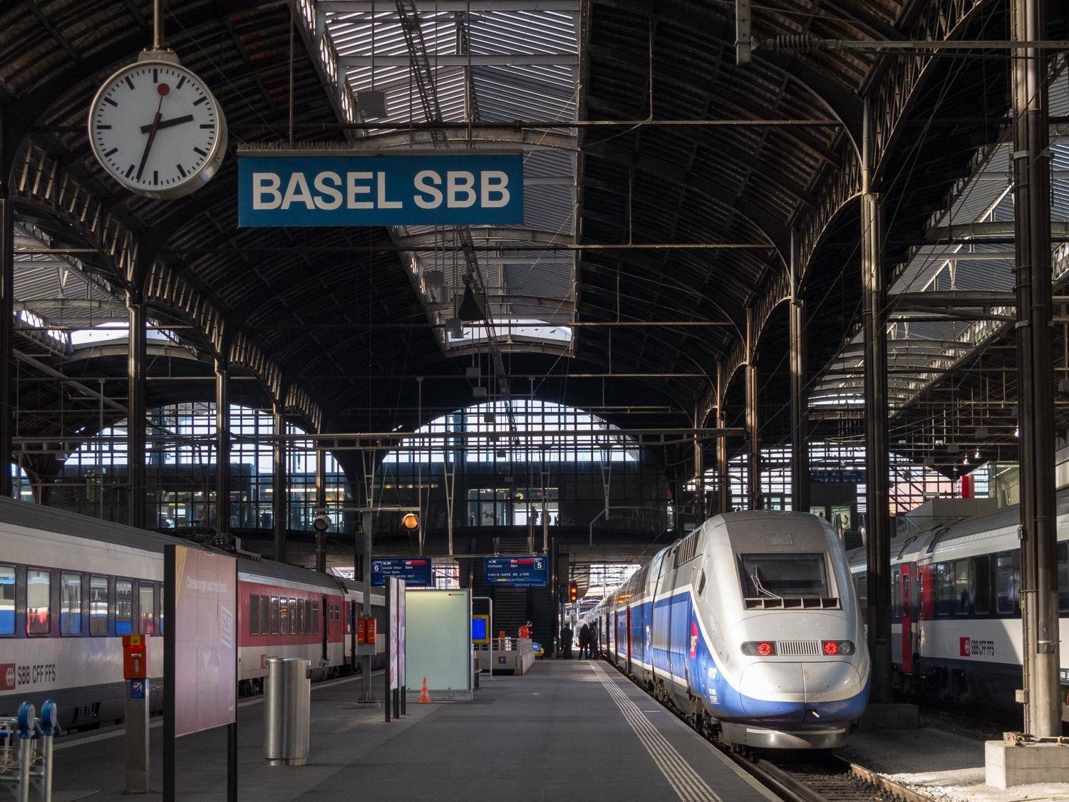 station interior photo