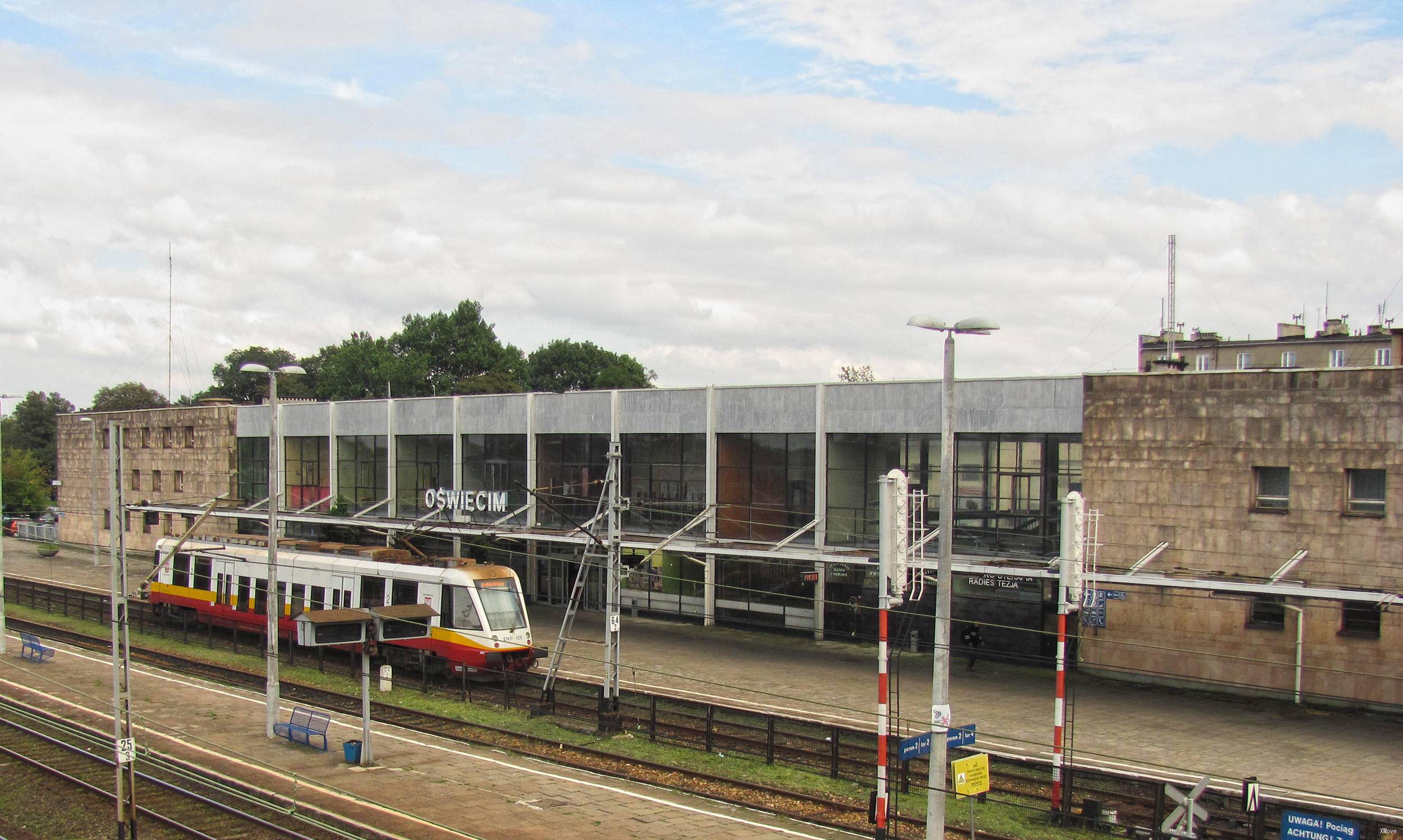 station interior photo