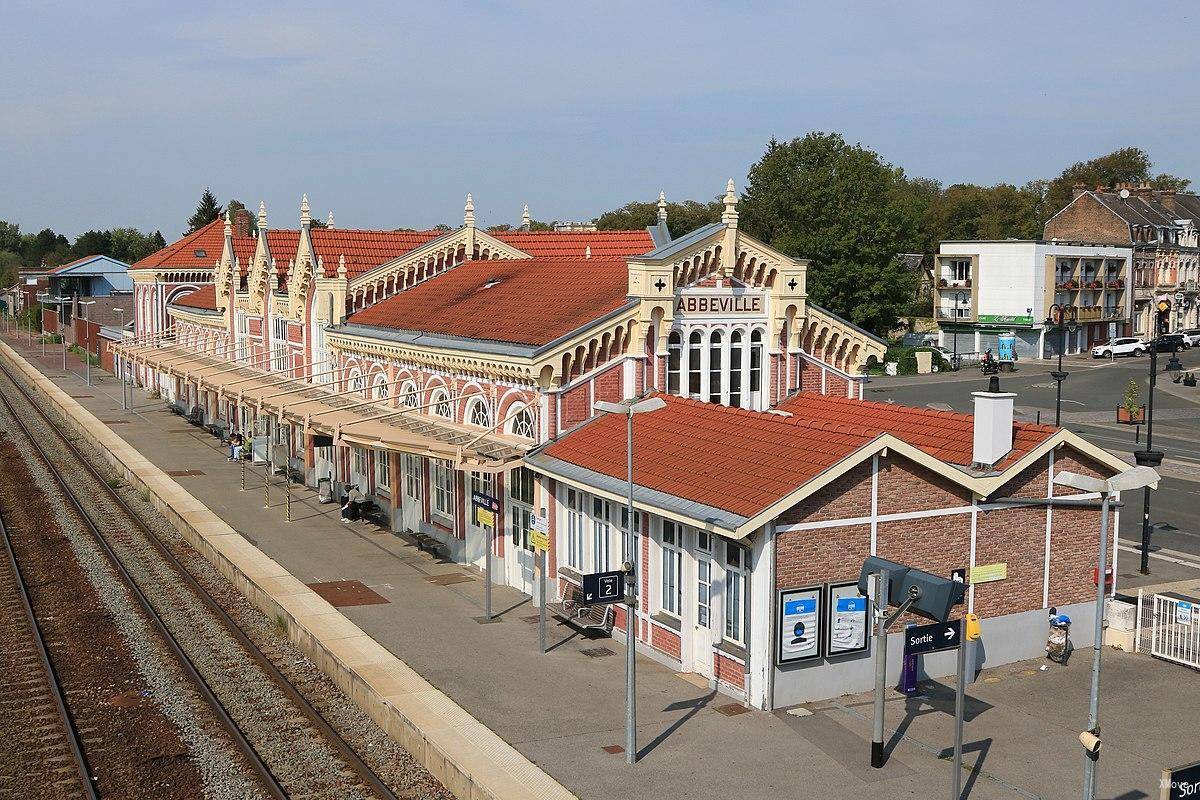 station interior photo