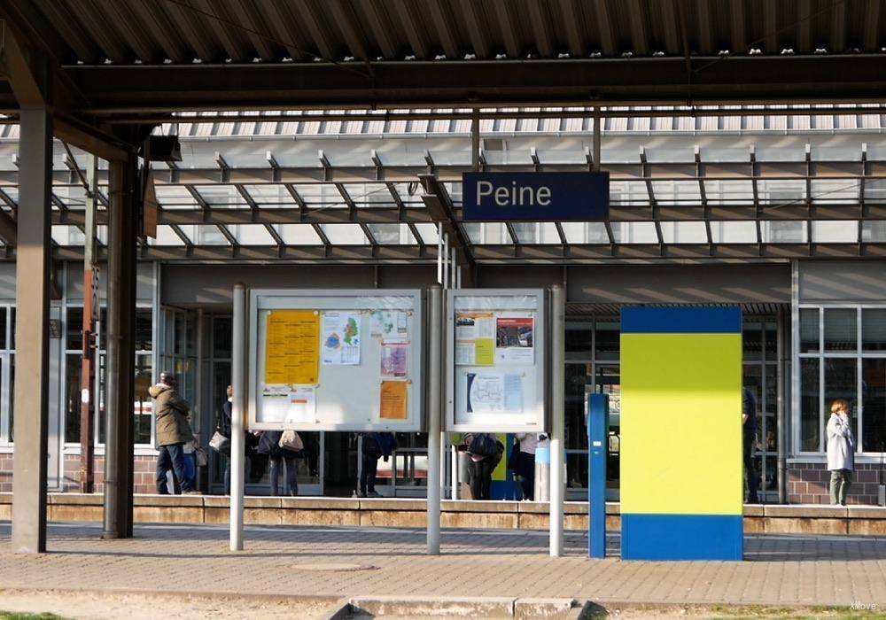 station interior photo
