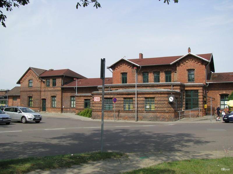 station interior photo
