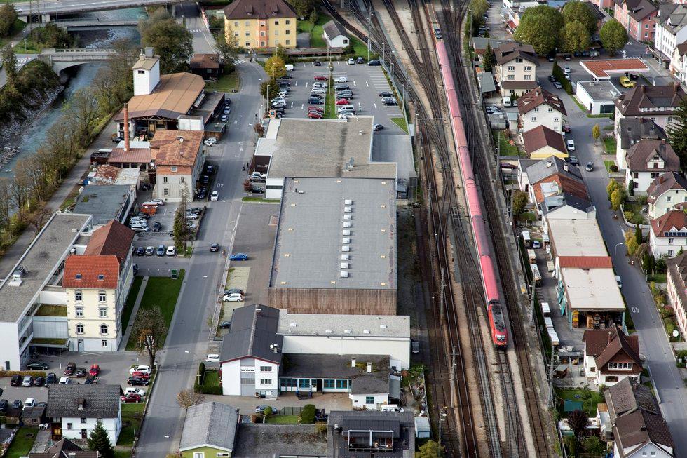 station interior photo