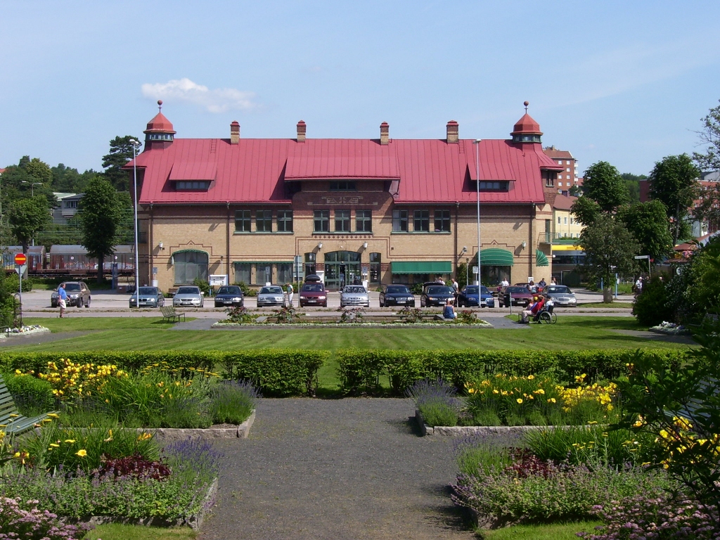 station interior photo