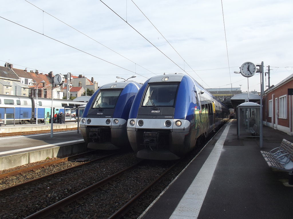 station interior photo