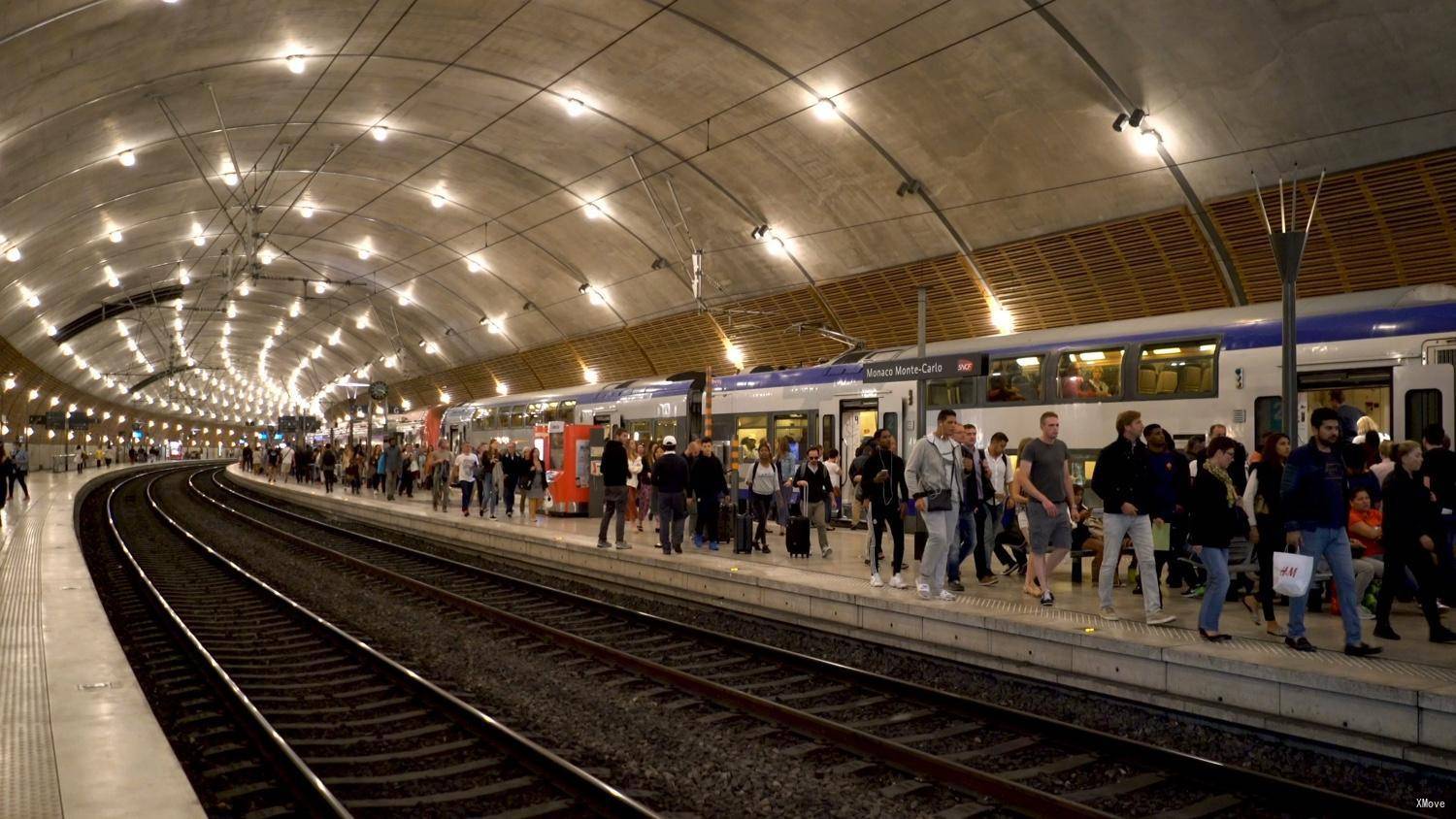 station interior photo