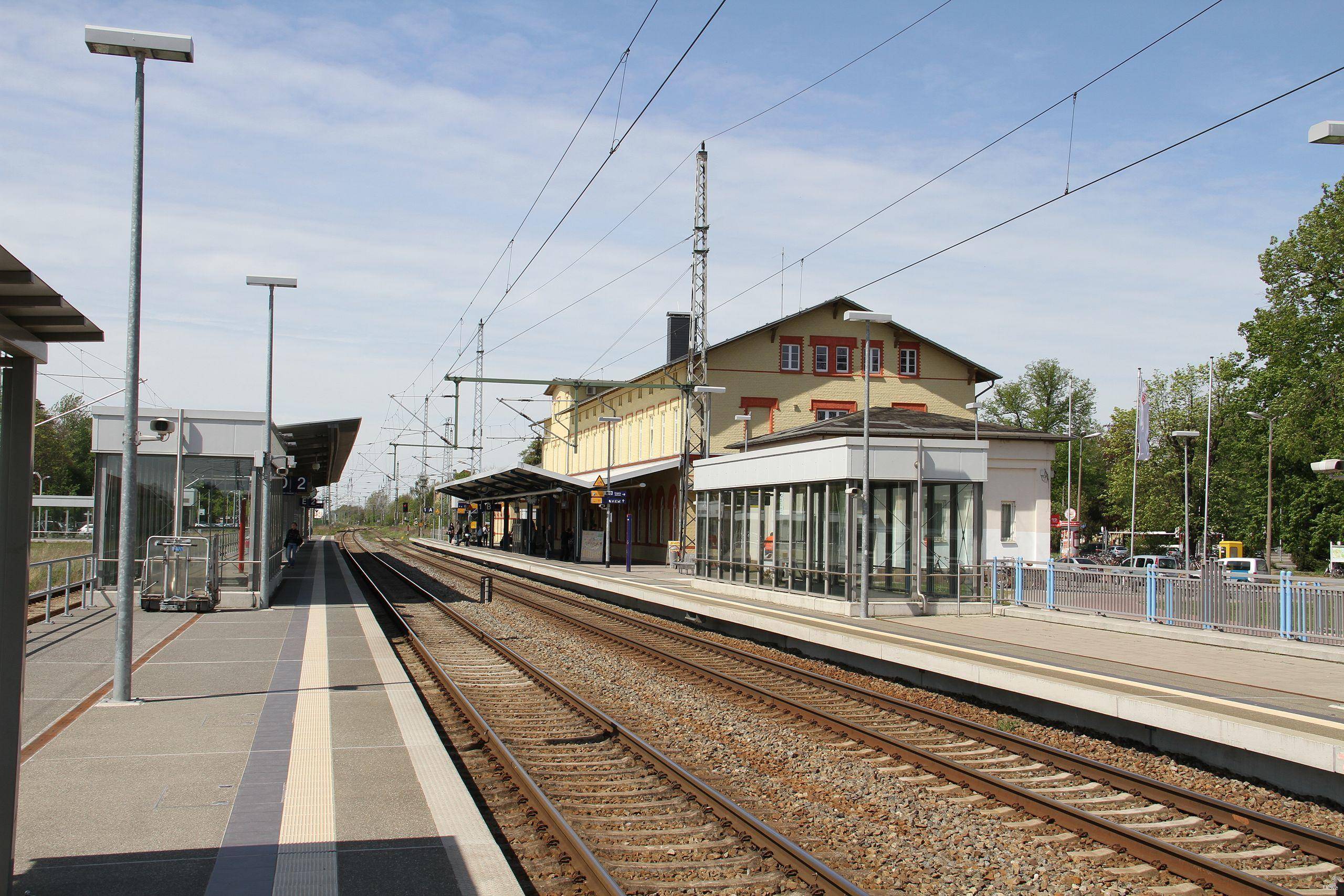 station interior photo