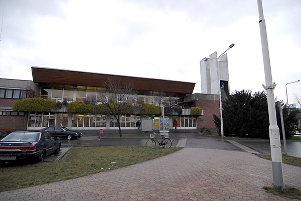 station interior photo