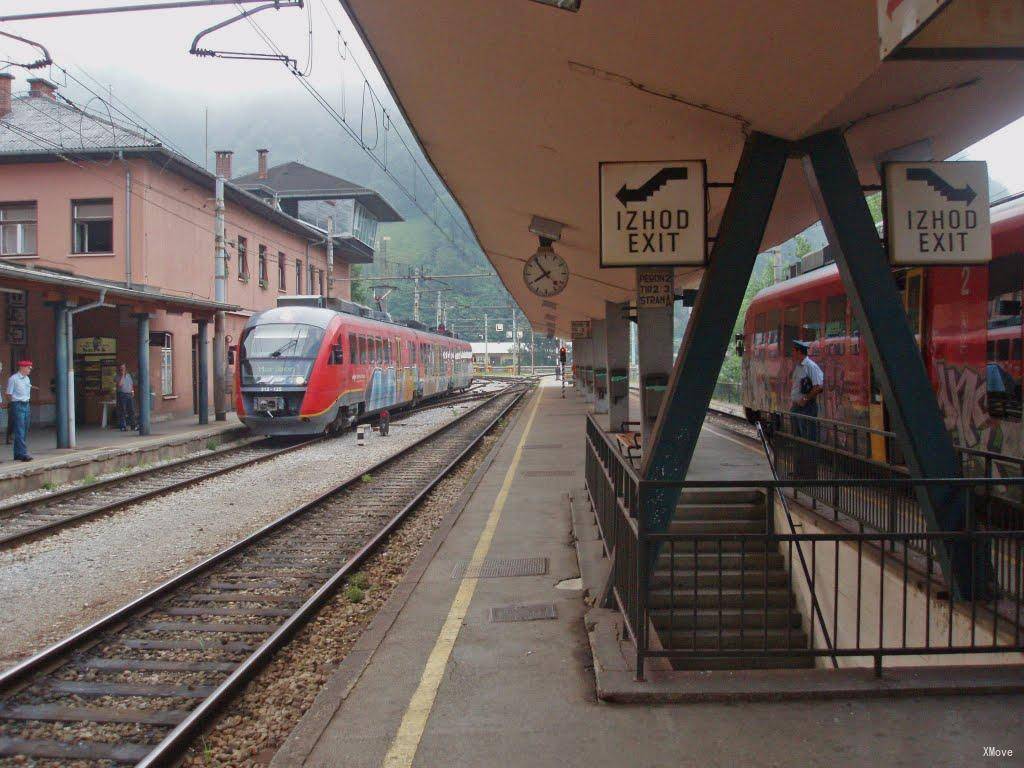 station interior photo