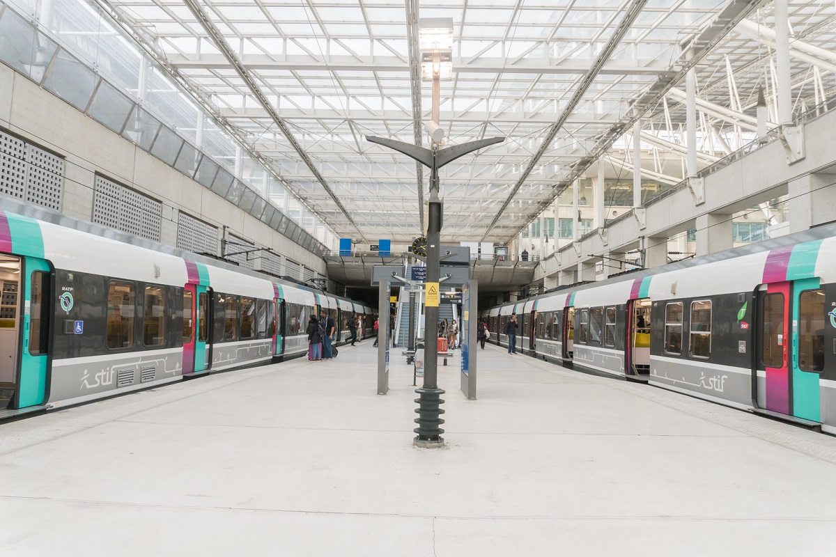 station interior photo