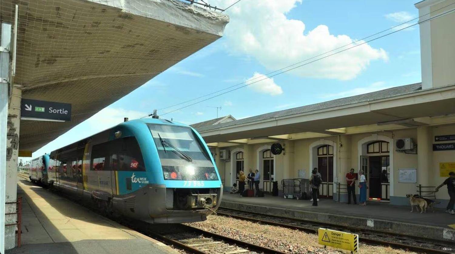 station interior photo