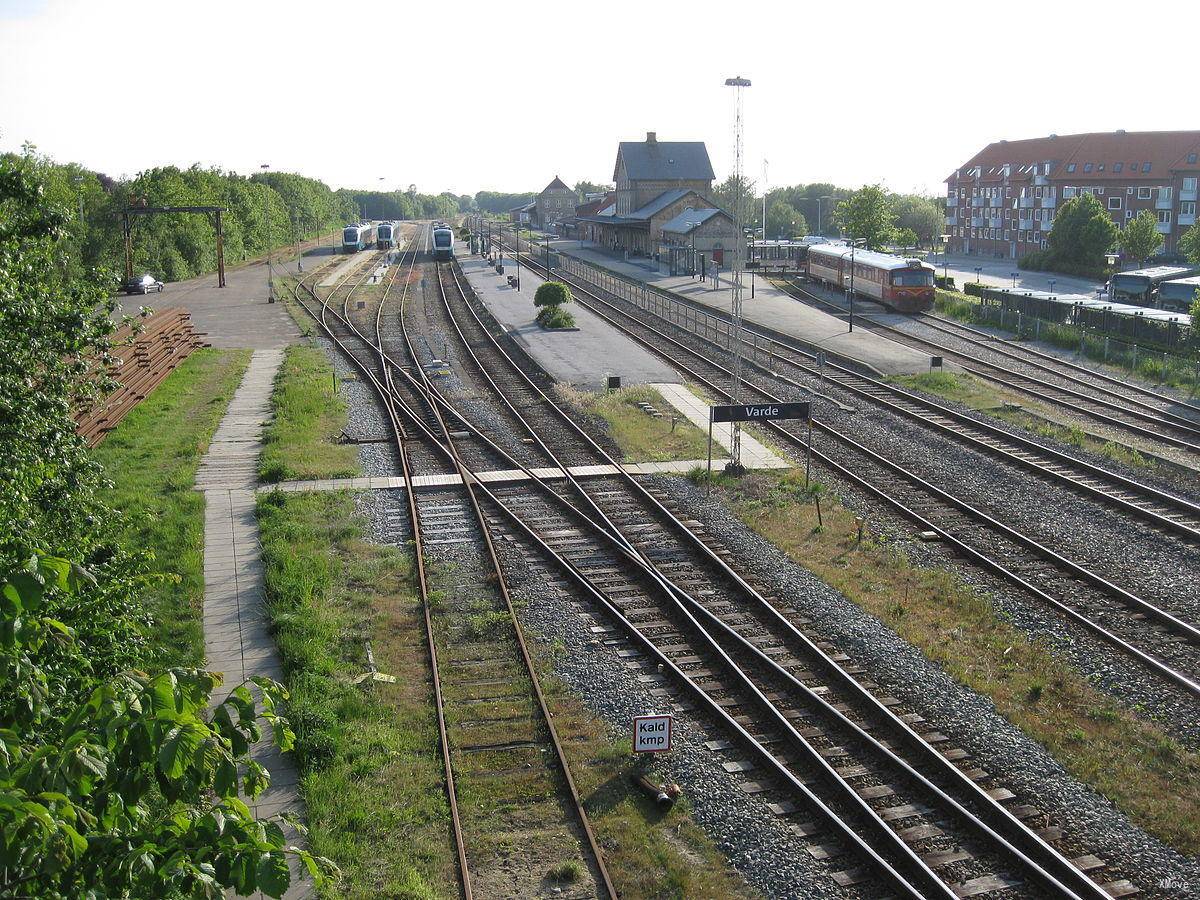 station interior photo