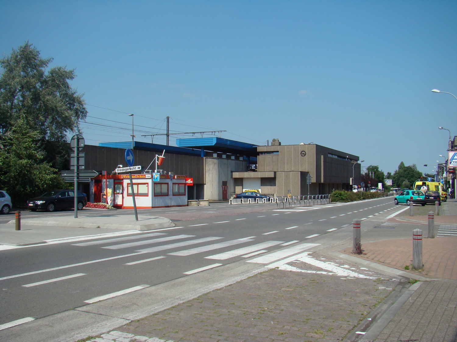 station interior photo