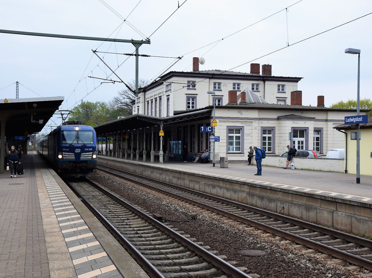 station interior photo