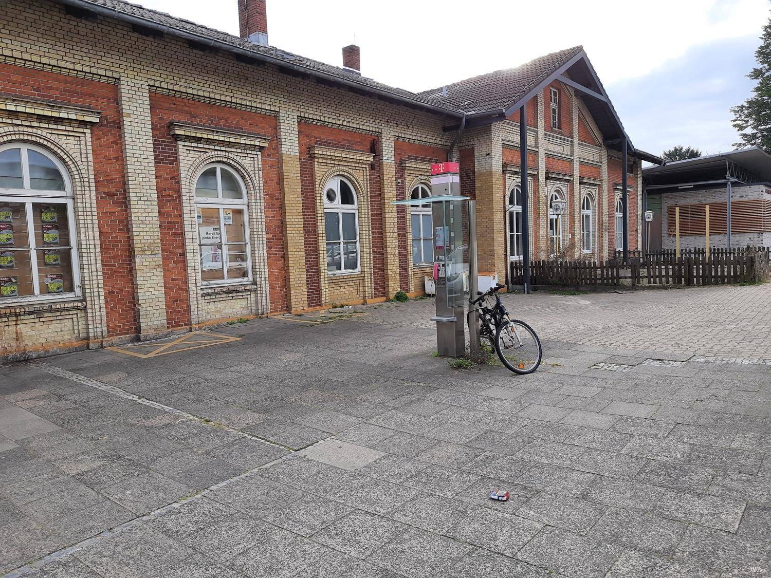 station interior photo