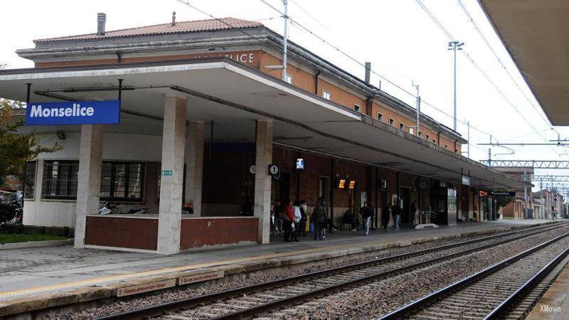 station interior photo