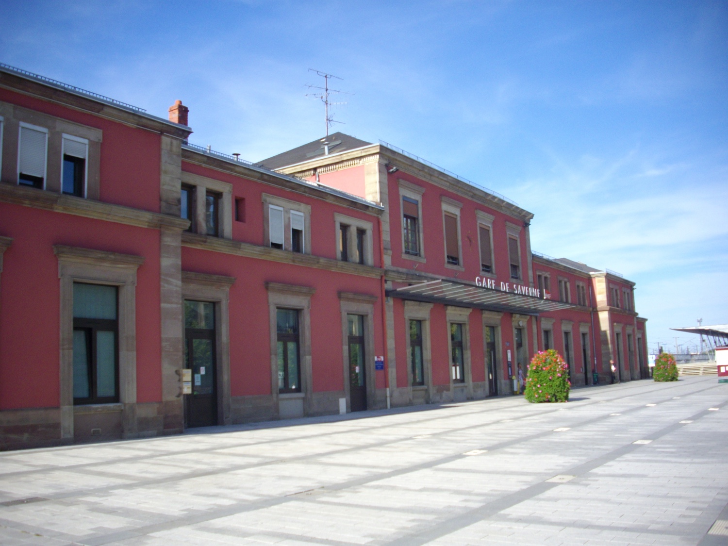 station interior photo