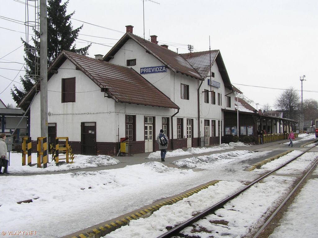 station interior photo