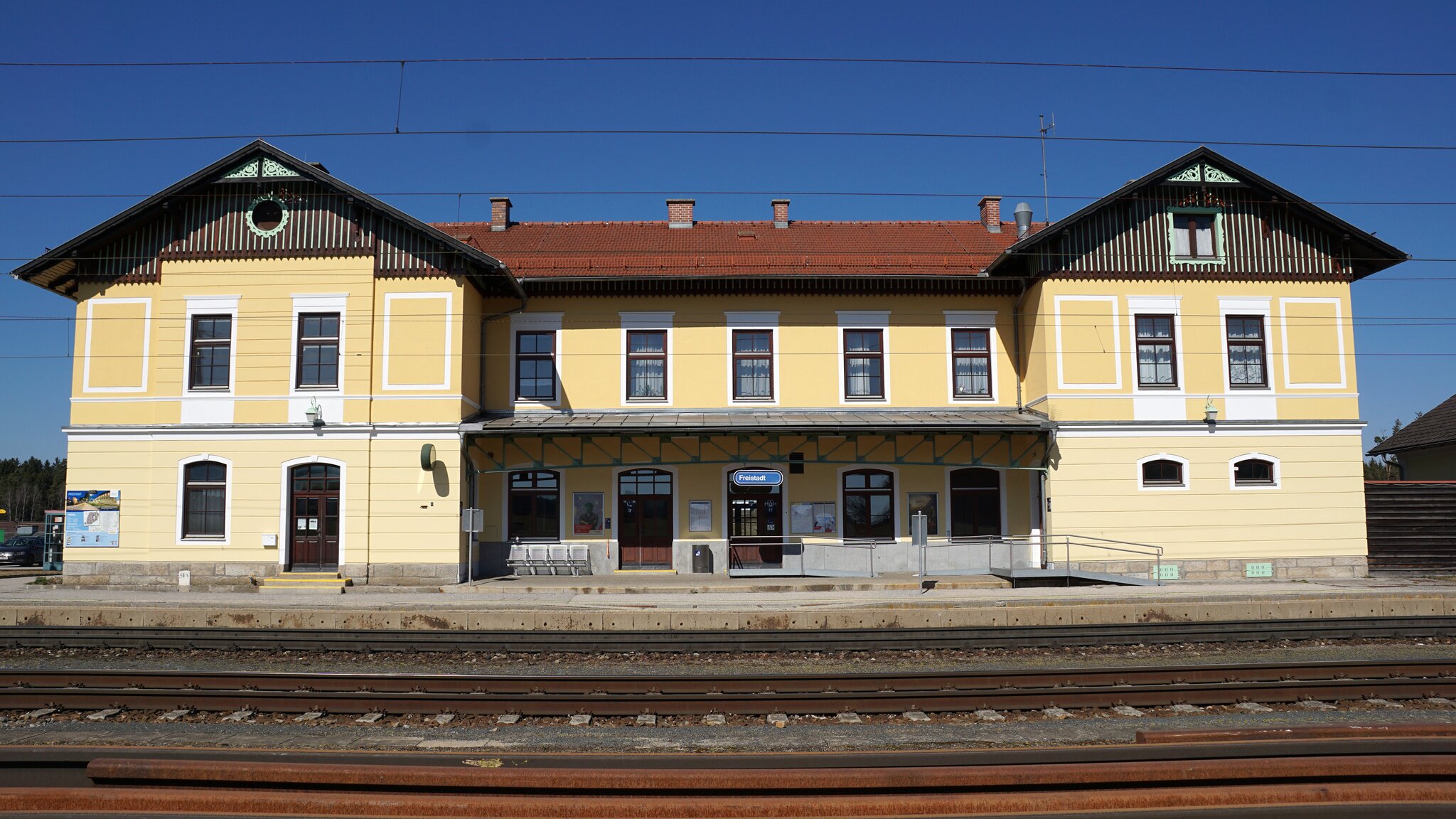 station interior photo